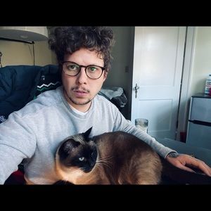 Meet your Posher, Corey